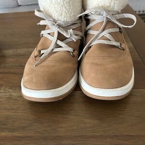 UGG Tan Boots with Cream Fur